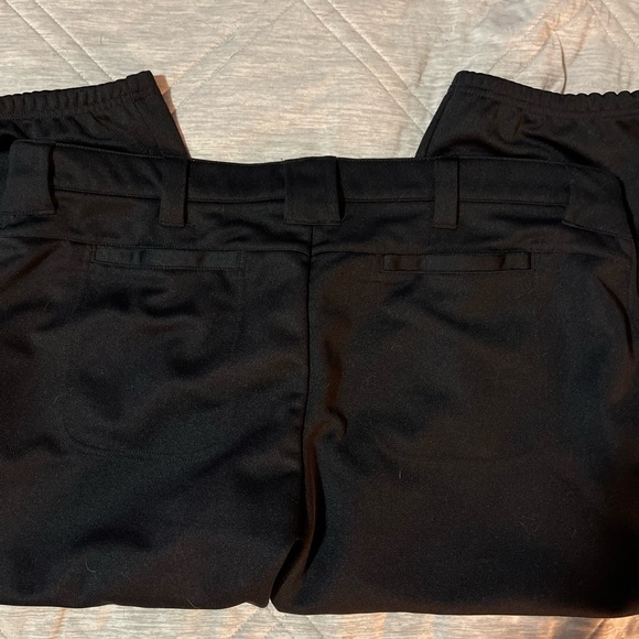 Under Armour uniform pants - Picture 3 of 3